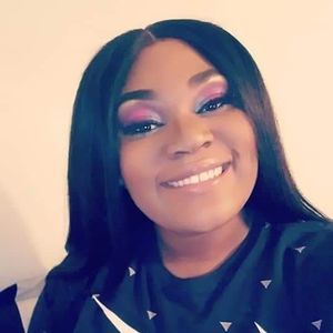 Meet your Posher, Alexia